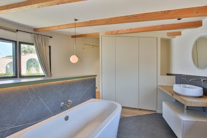 Renovationecr, Artisan en Travaux Généraux et Rénovation à Mouans-Sartoux