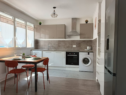 Prrs : Peinture Revetements Renovation Service, Travaux Généraux à Colombes