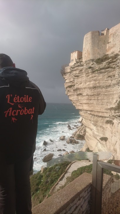 L'étoile Acrobat, Artisan en Travaux Généraux et Rénovation à Afa